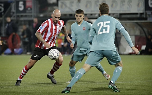 使得他们的 使得他们的