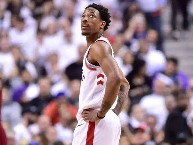 往往是台面 往往是台面